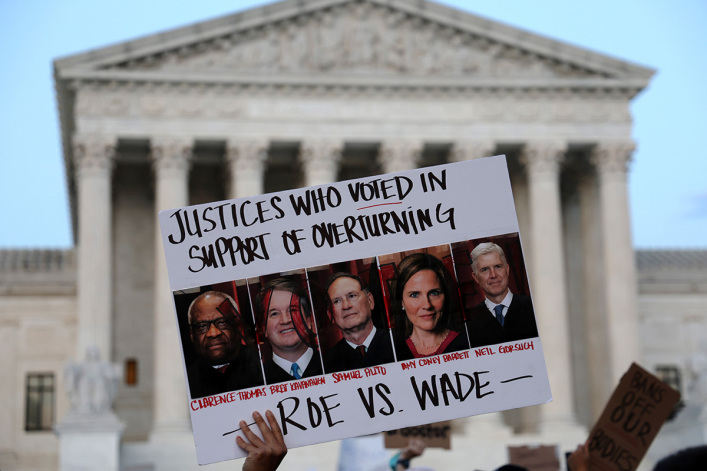 DHS advierte sobre amenazas de incendiar la Corte Suprema y matar a jueces mientras se avecina una decisión sobre el aborto