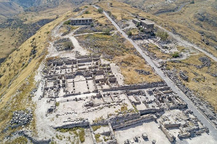 Descubrimiento arqueológico: evidencia de mosaico del cristianismo primitivo en la 'Iglesia quemada' cerca de Galilea