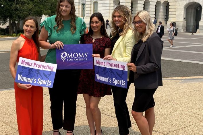 Atletas femeninas piden al Senado que proteja el deporte femenino: 'El Título IX cambió mi vida'