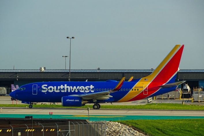 Corte resuelve que abogados de Southwest no deben capacitarse en libertad religiosa tras despido de empleada provida