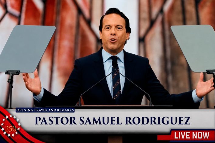 Samuel Rodríguez clama por avivamiento en Rededicate 250