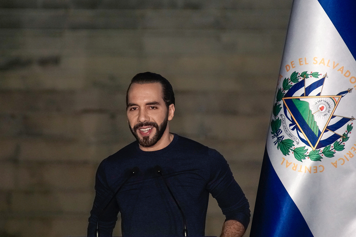 El Reconocido Pastor Argentino Dante Gebel Bendice Y Ora Por El Segundo ...