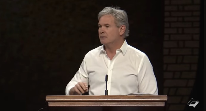 Jack Hibbs duda que el acuerdo de paz de Israel dure, señala a la táctica islámica de la "hudna"