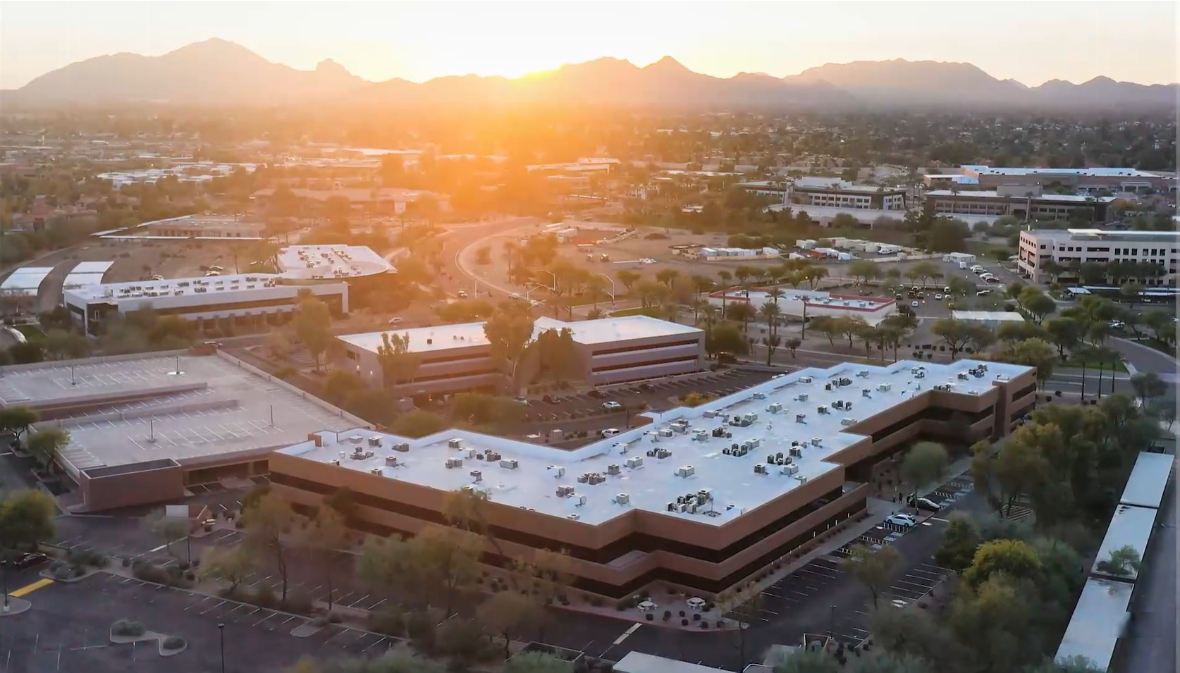 Iglesia Trinity de Mark Driscoll adquiere edificio de 15.5 millones de dólares para su expansión